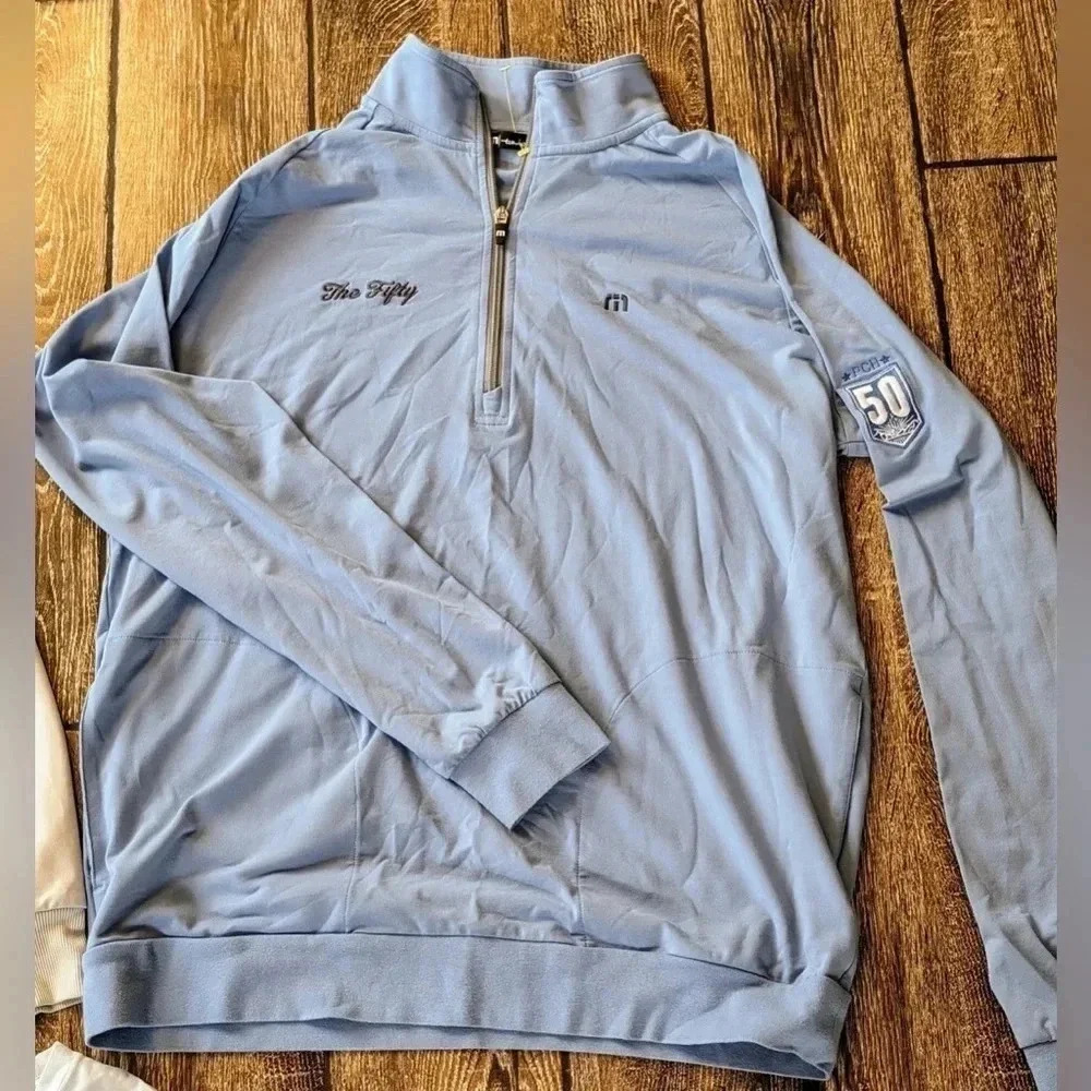 Travis Mathew Bundle - Picture 2 of 12